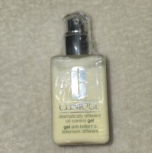 Clinique Dramatically Different Moisture Oil-Control Gel NWOB